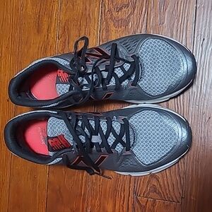 New balance shoes